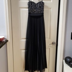 ❤️Sparkling❤️Black dress